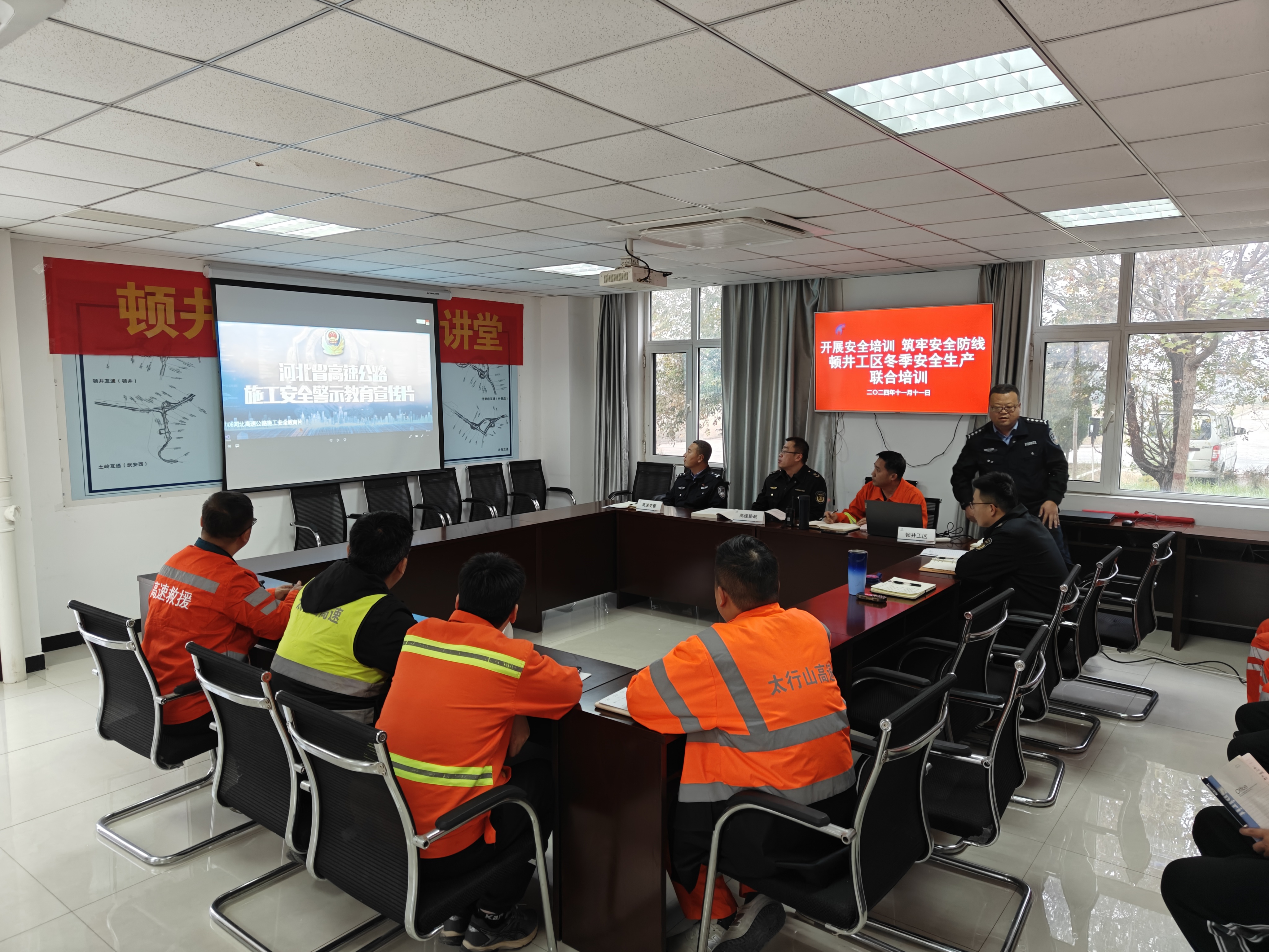 b3a6907868f1eeae6e64ab74eb37baf.jpg b3a6907868f1eeae6e64ab74eb37baf.jpg