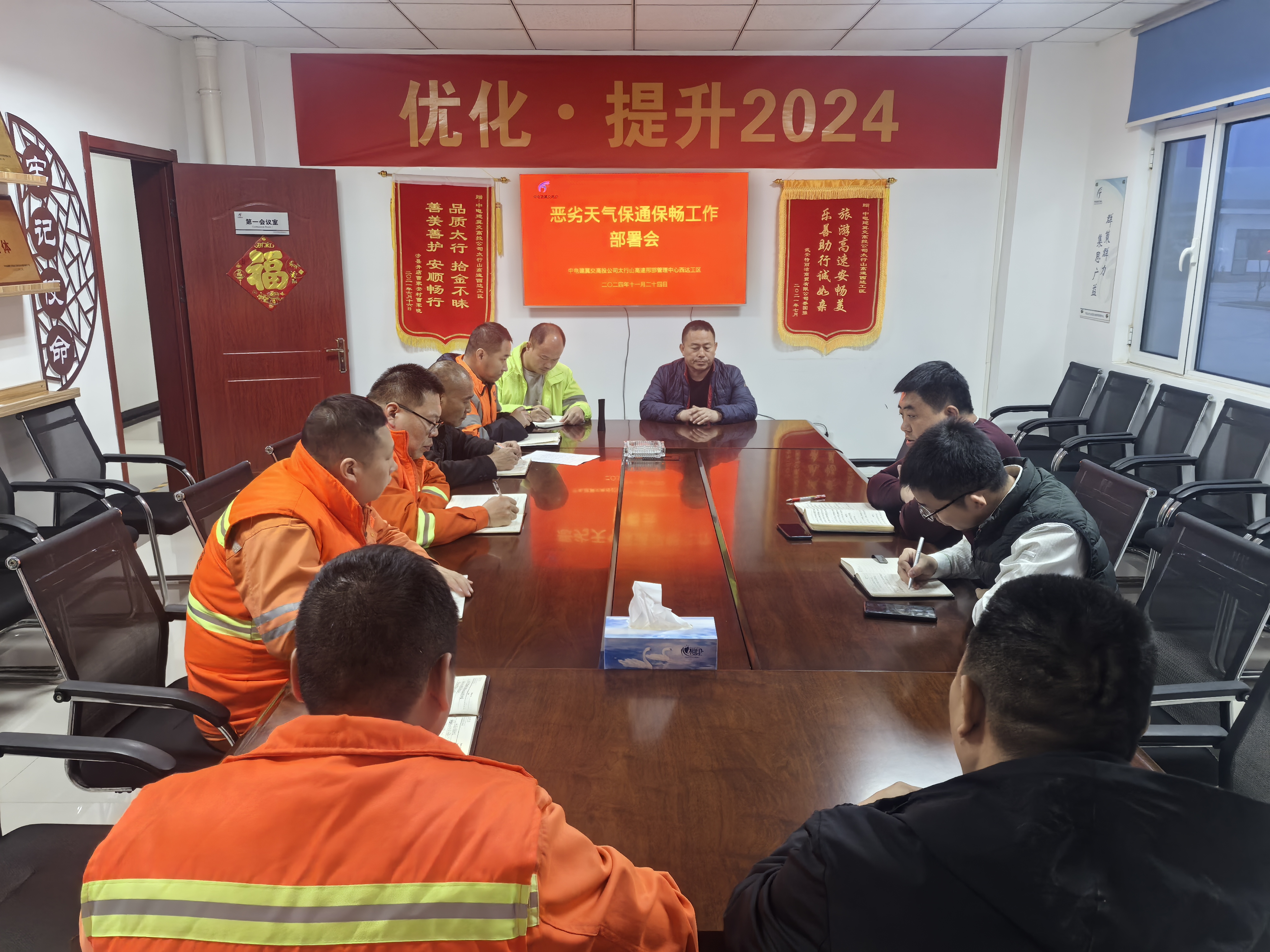 b92d736fbf6f893f7ceabba76909b80.jpg b92d736fbf6f893f7ceabba76909b80.jpg