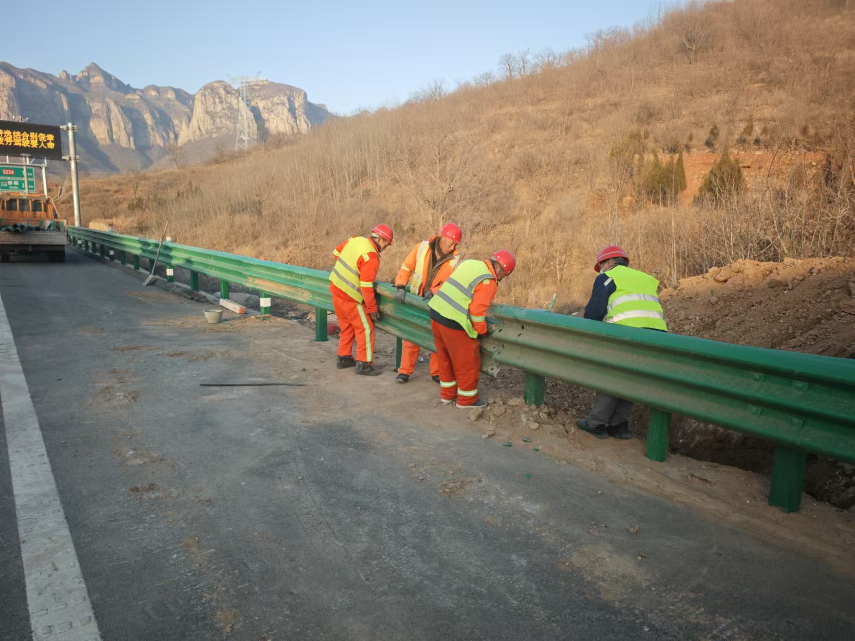 D:\桌面文件\253edca9d9a0f1531bbc04c9c87bd67.jpg D:\桌面文件\253edca9d9a0f1531bbc04c9c87bd67.jpg