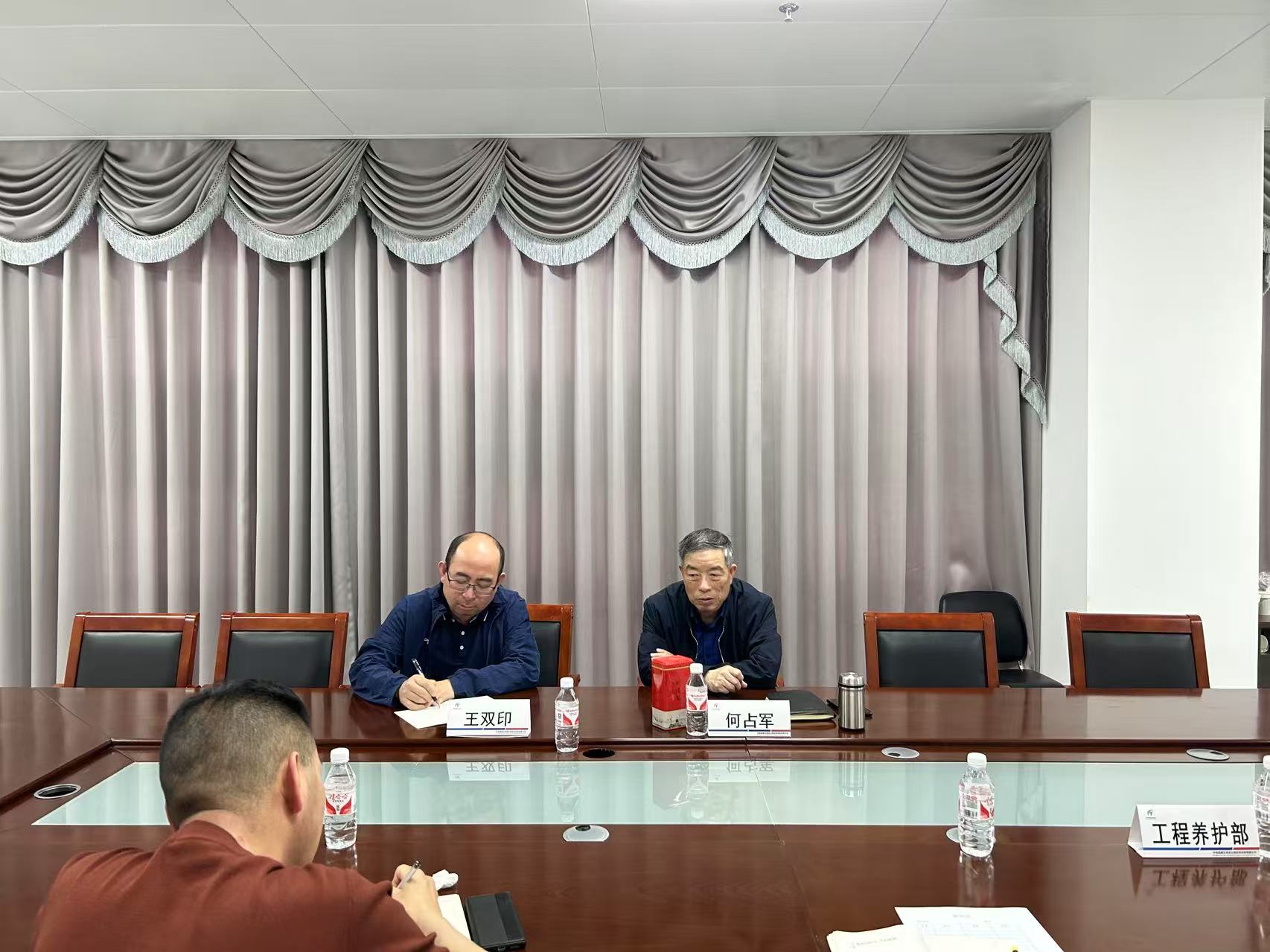 C:\Users\lx\Desktop\9f5cd11d9bda2e0501c491326a64e9b.jpg C:\Users\lx\Desktop\9f5cd11d9bda2e0501c491326a64e9b.jpg