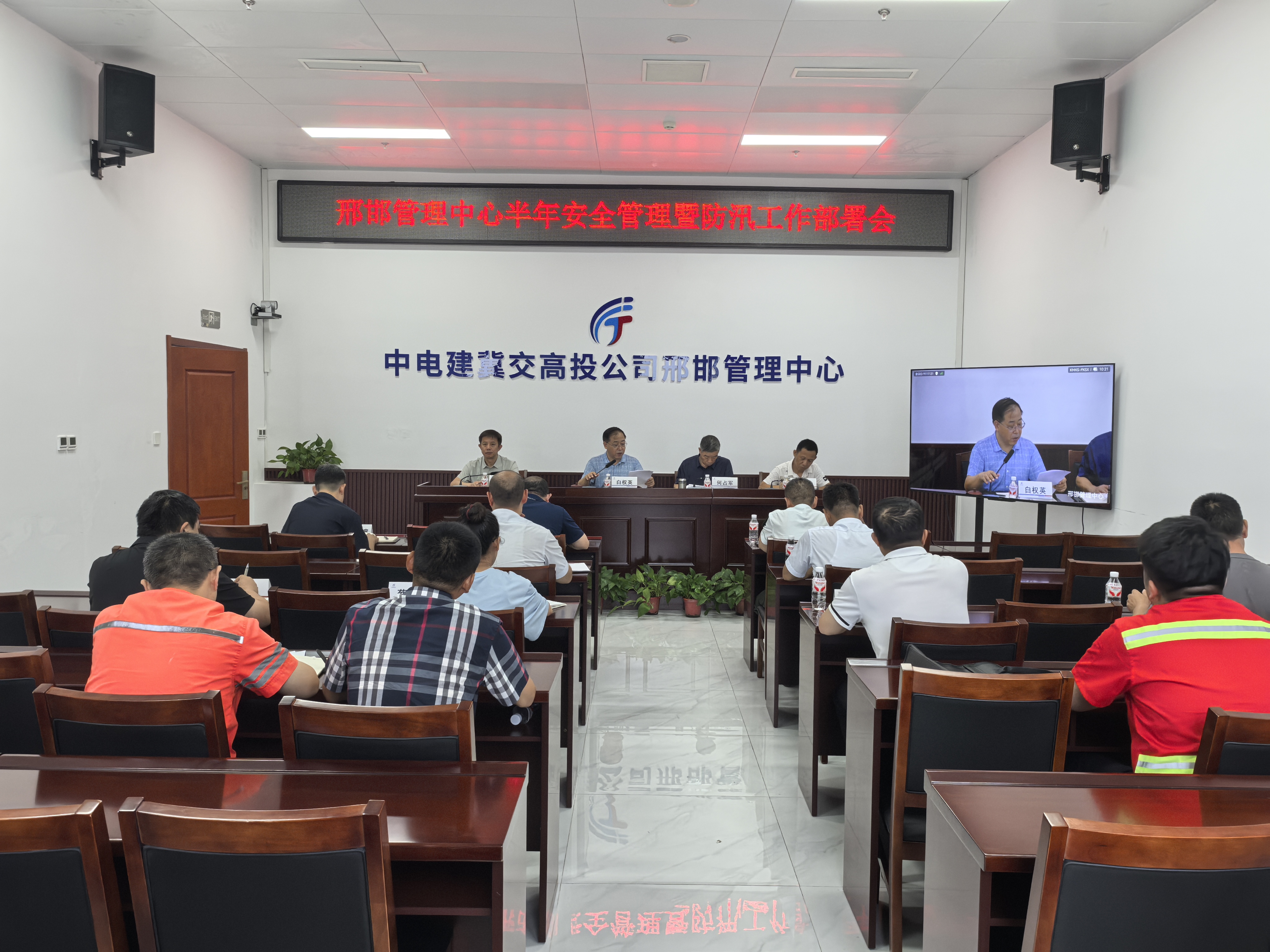 9f85c07ca7fcd4452770bb3f884ca77.jpg 9f85c07ca7fcd4452770bb3f884ca77.jpg