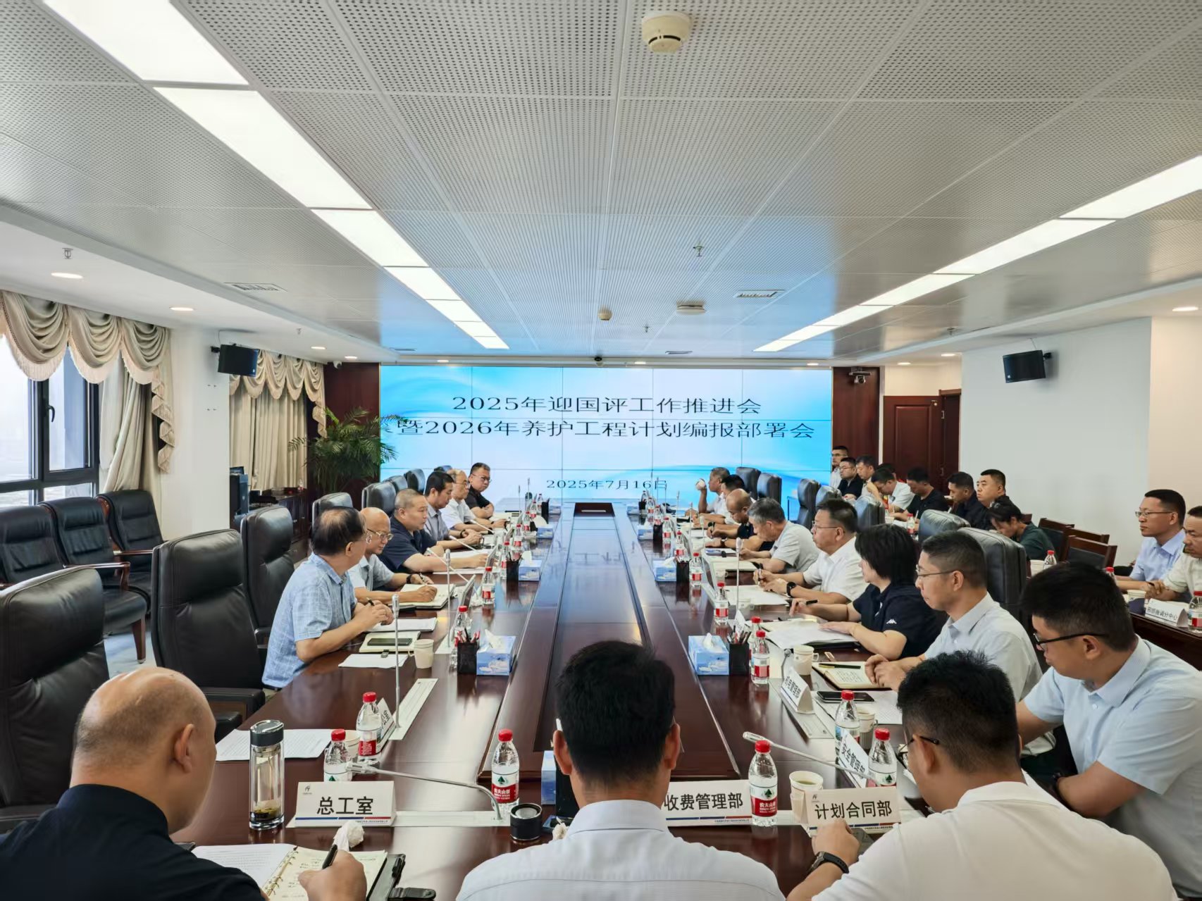 C:\Users\Administrator\Desktop\1.jpg C:\Users\Administrator\Desktop\1.jpg