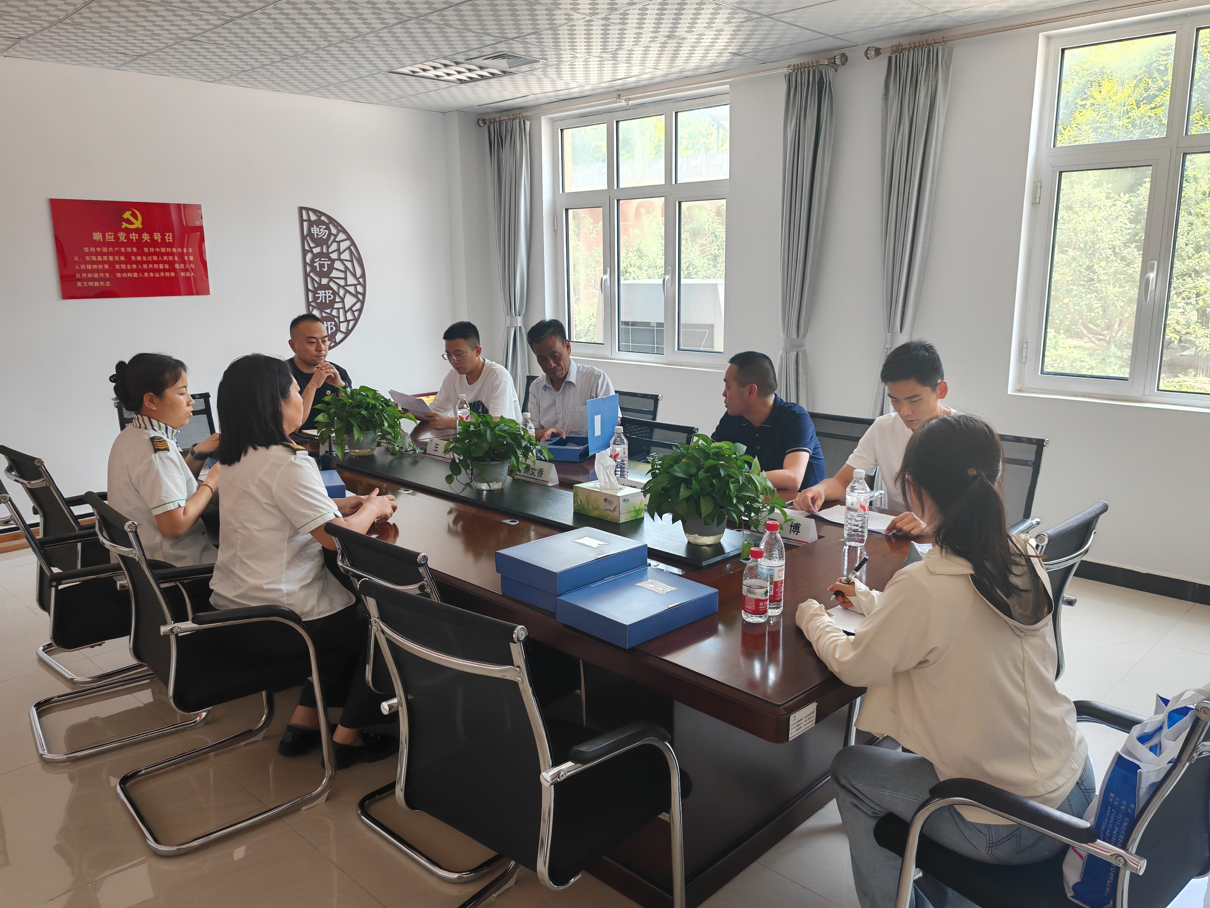 f10e420afa445156f87acd4924ef43a.jpg f10e420afa445156f87acd4924ef43a.jpg