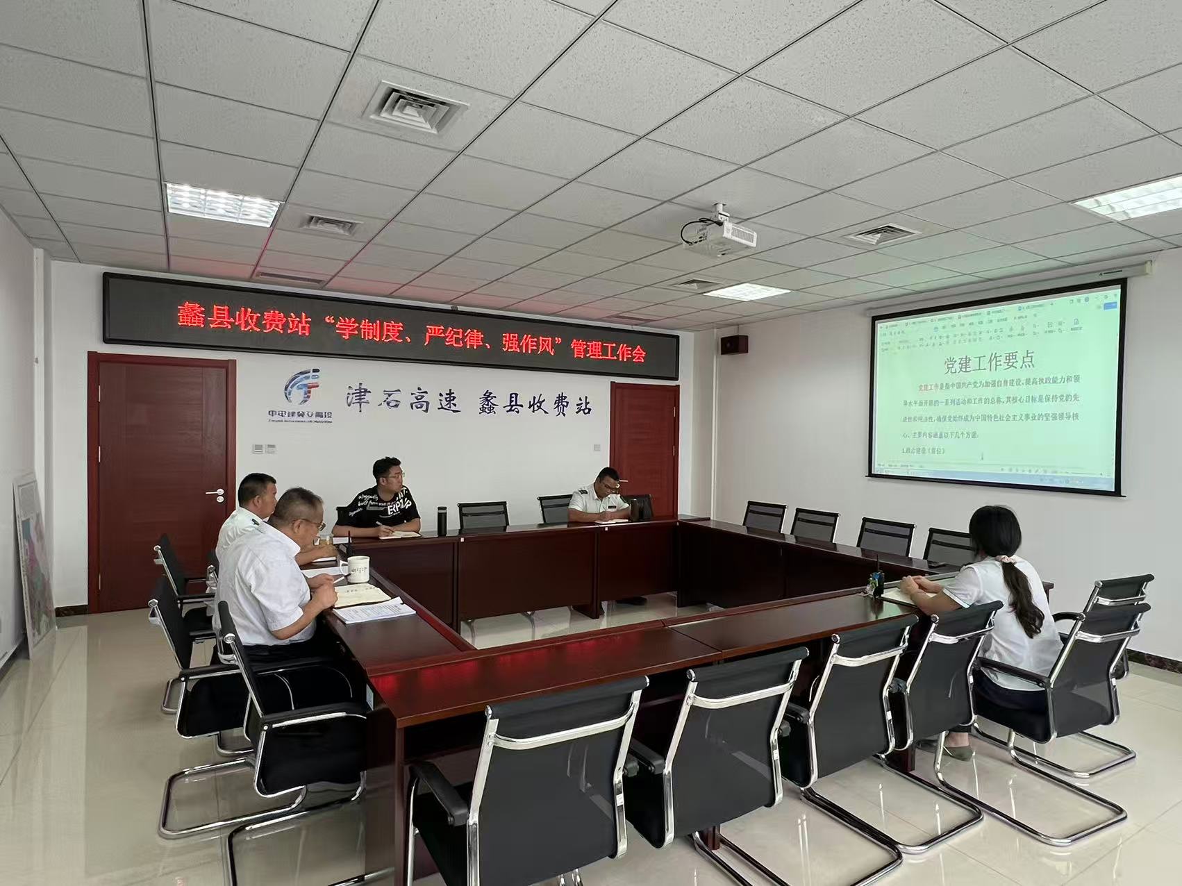 1308d15b22b891bc5c43ffe6e1e5e78.jpg 1308d15b22b891bc5c43ffe6e1e5e78.jpg