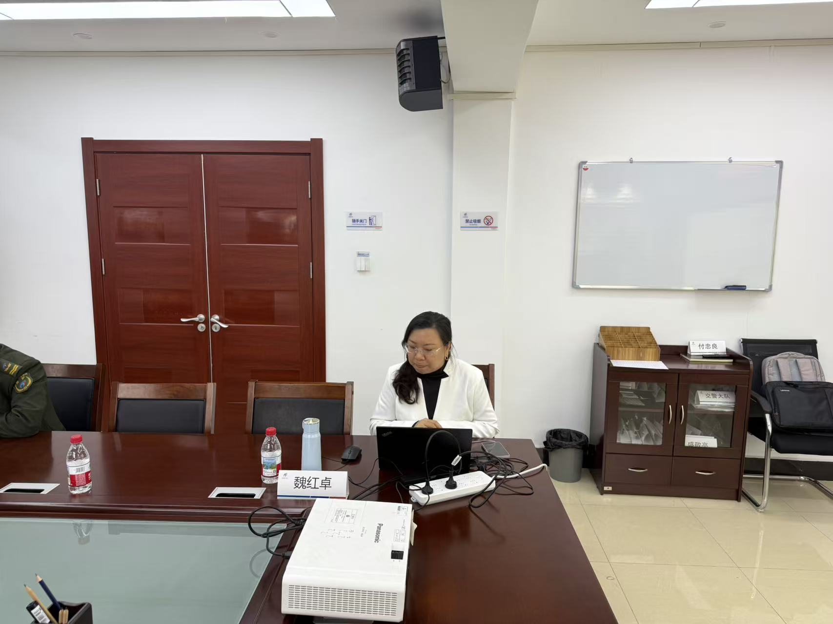 微信图片_20251020112708_99_190.jpg 微信图片_20251020112708_99_190.jpg