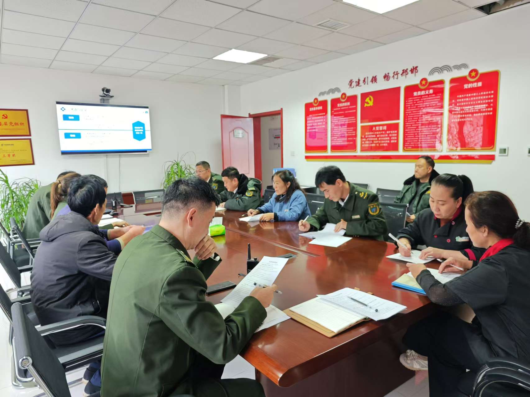 4ff6487470d3a312c8852c82f5ab012.jpg 4ff6487470d3a312c8852c82f5ab012.jpg