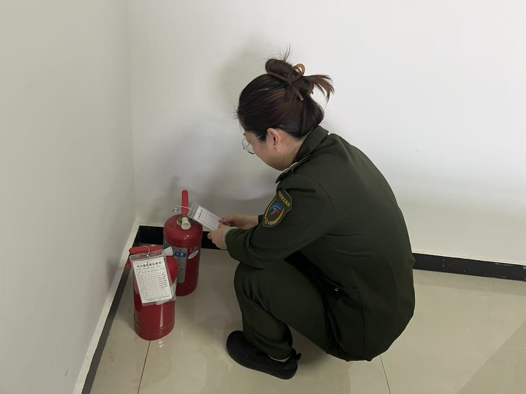 微信图片_20251211102157_176_4.jpg 微信图片_20251211102157_176_4.jpg